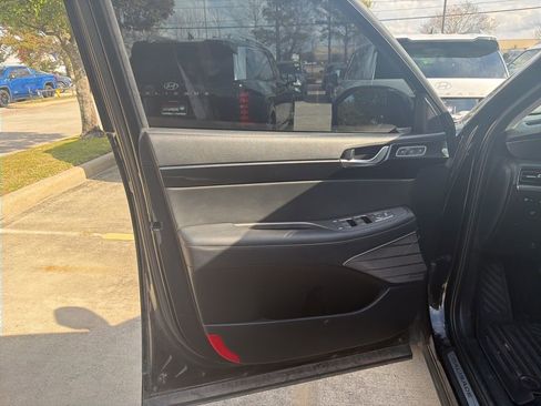 Used 2022 Hyundai Palisade Limited w/ Cargo Package image 14