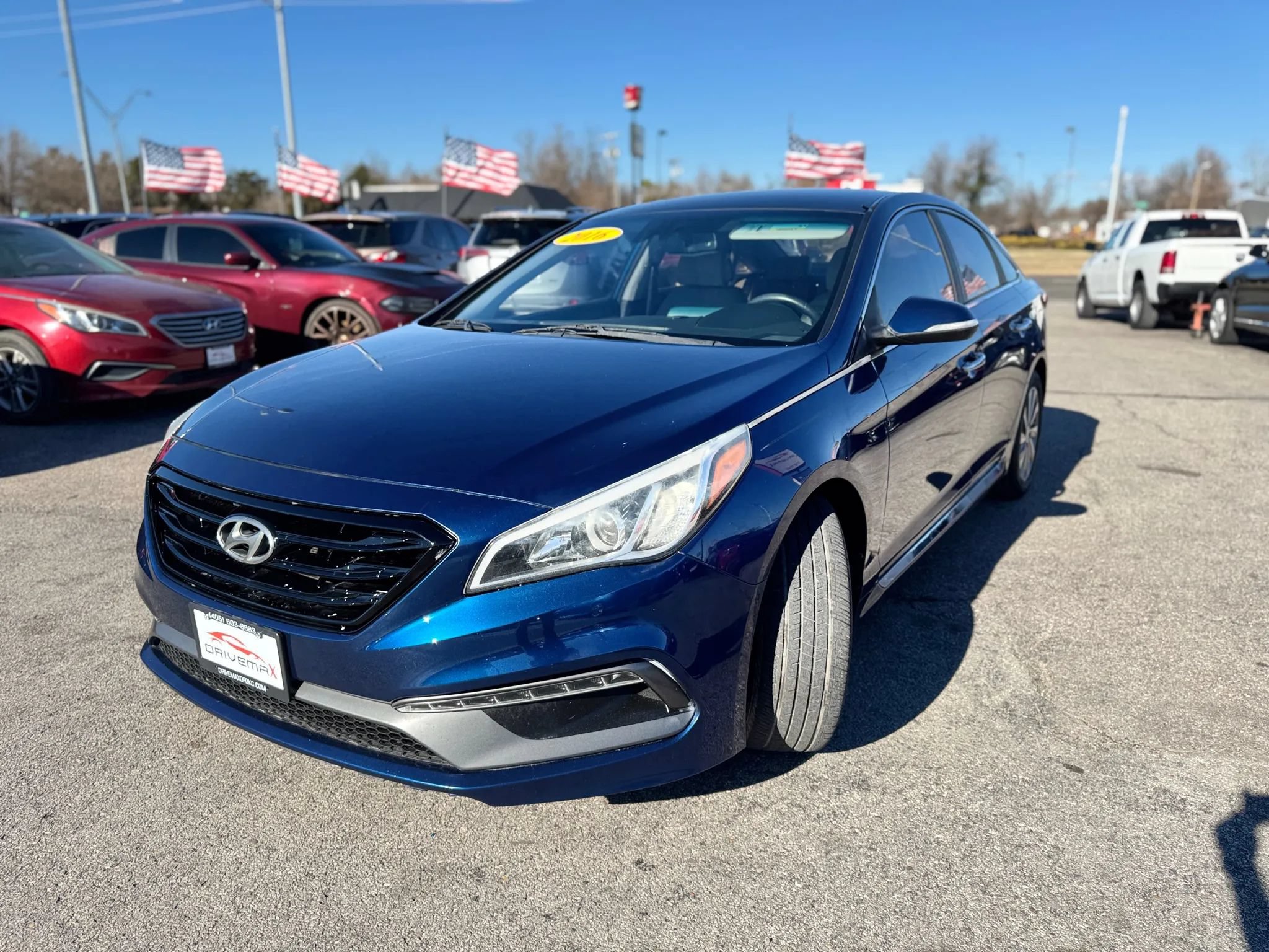 Used 2016 Hyundai Sonata Sport w/ Option Group 02 FWD image 7