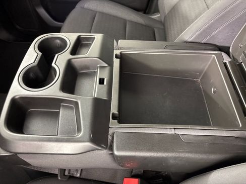 Used 2024 Chevrolet Silverado 1500 Custom Trail Boss w/ LPO, Dark Essentials Package image 35