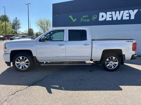 Used 2017 Chevrolet Silverado 1500 High Country AWD/4WD image 2