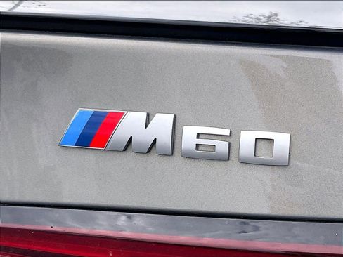 Used 2024 BMW i5 M60 w/ Premium Package image 11