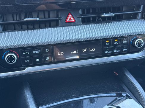 Certified 2023 Kia Sportage LX image 13