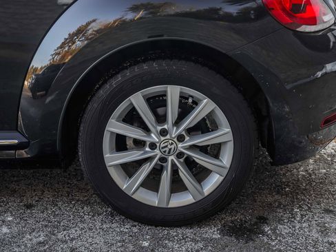 Used 2017 Volkswagen Beetle 1.8T SE image 11