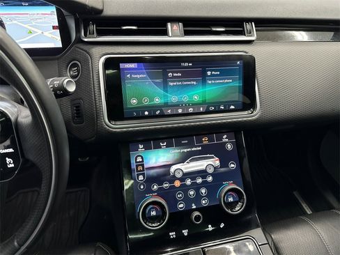 Used 2018 Land Rover Range Rover Velar R-Dynamic SE image 31