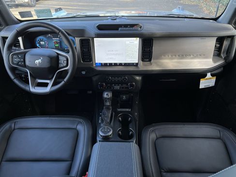 New 2025 Ford Bronco Outer Banks image 23