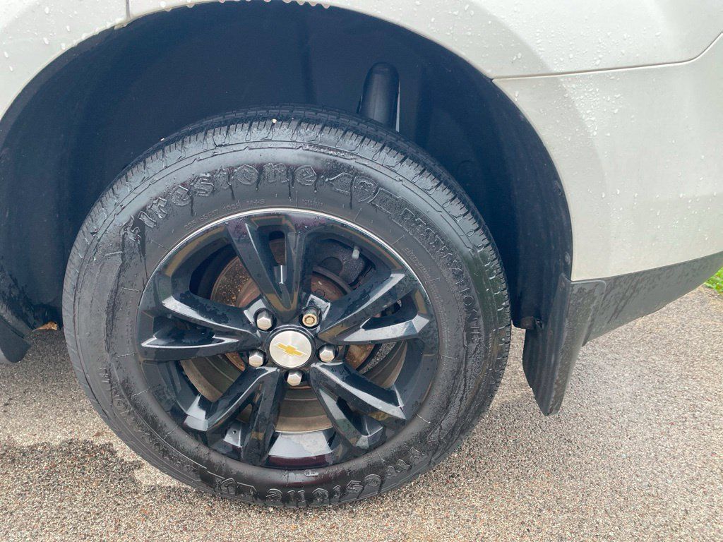 Used 2017 Chevrolet Equinox LT w/ True North Edition AWD/4WD image 13