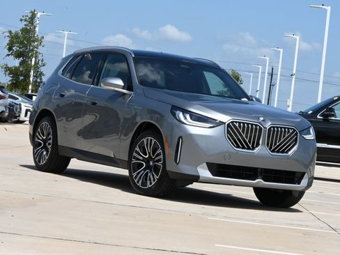 Used 2026 BMW X3 xDrive30i w/ Convenience Package AWD/4WD image 34