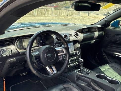 Used 2019 Ford Mustang GT Premium w/ GT Performance Package RWD image 7