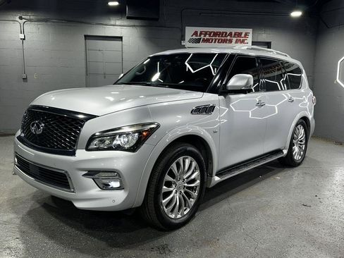 Used 2017 INFINITI QX80 2WD w/ Driver Assistance Package image 3