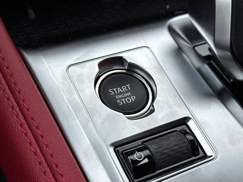 New 2025 Jaguar F-PACE R-Dynamic S image 28