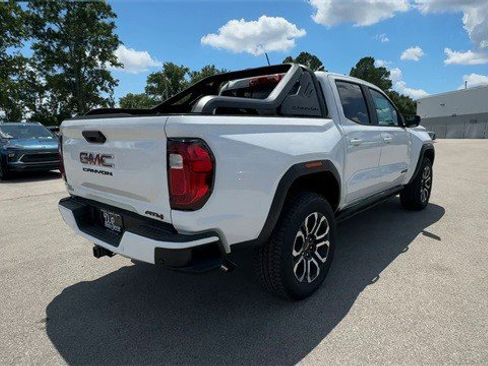 New 2025 GMC Canyon AT4 w/ Nightfall Edition image 8