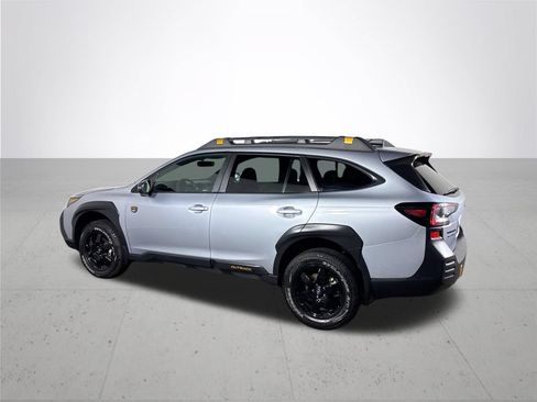 Certified 2022 Subaru Outback Wilderness AWD/4WD image 9