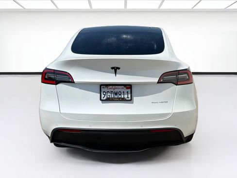 Used 2020 Tesla Model Y Long Range AWD/4WD image 5