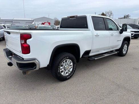 Used 2023 Chevrolet Silverado 2500 LT w/ Convenience Package image 4