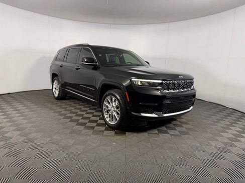 Used 2021 Jeep Grand Cherokee L Summit w/ Advanced Protech Group IV AWD/4WD image 3