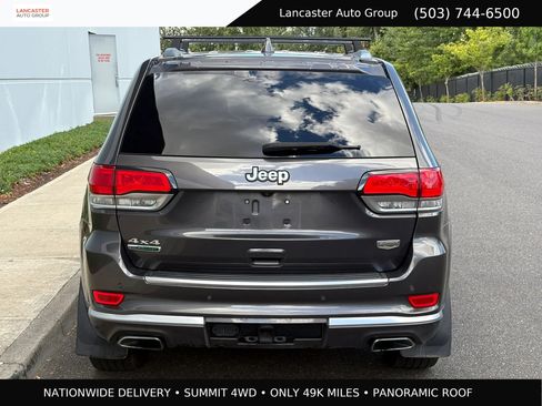 Used 2018 Jeep Grand Cherokee Summit w/ Platinum Series Group AWD/4WD image 5