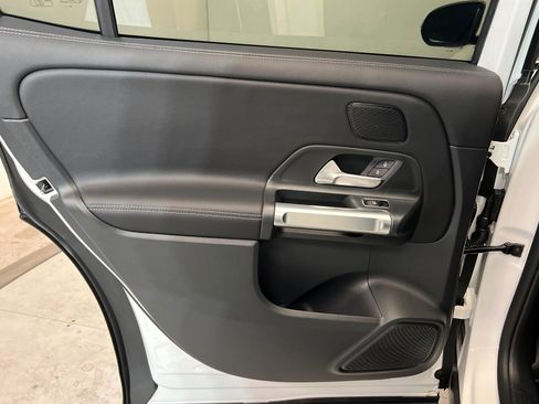 New 2026 Mercedes-Benz GLB 250 4MATIC image 18