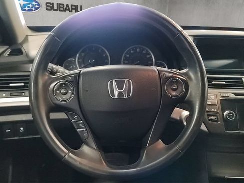Used 2015 Honda Crosstour EX-L image 16