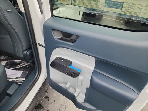 New 2025 Ford Maverick XLT w/ XLT Luxury Package image 24