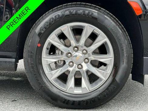 Used 2023 Chevrolet Tahoe Premier w/ Premium Package 2 AWD/4WD image 20