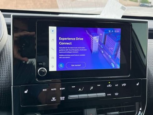 Used 2025 Subaru Solterra Premium image 21