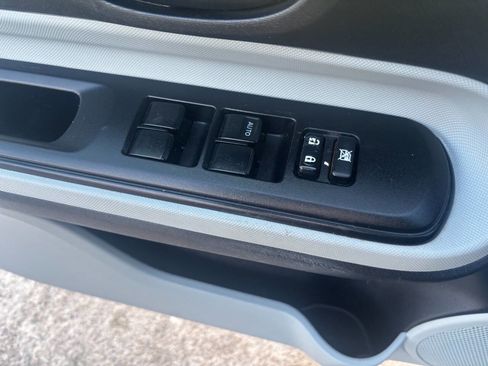 Used 2012 Toyota Prius C One image 27