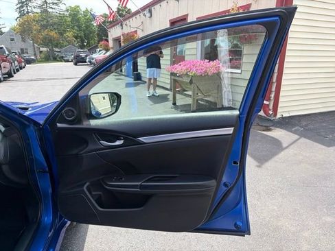 Used 2020 Honda Civic Sport image 25