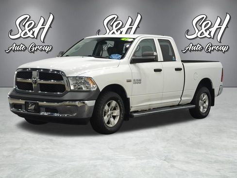 Used 2017 RAM 1500 ST w/ SXT Appearance Group AWD/4WD image 11