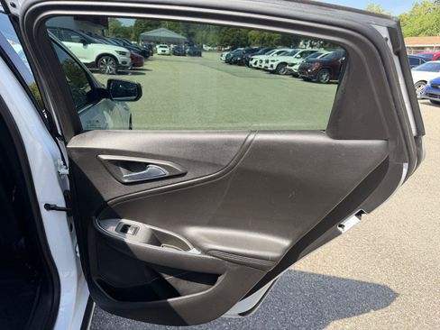 Used 2018 Chevrolet Malibu LT w/ Redline Edition FWD image 21