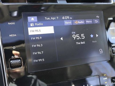 Used 2023 Hyundai Tucson SEL w/ Convenience Package AWD/4WD image 17