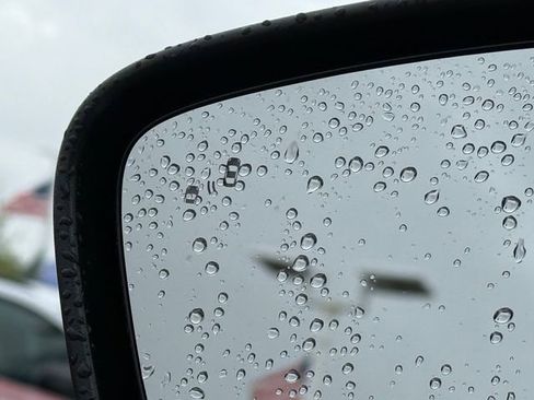 Certified 2024 Ford Escape ST-Line w/ Tech Pack #1 AWD/4WD image 24