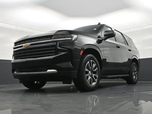 Used 2023 Chevrolet Tahoe LT w/ Luxury Package RWD image 24