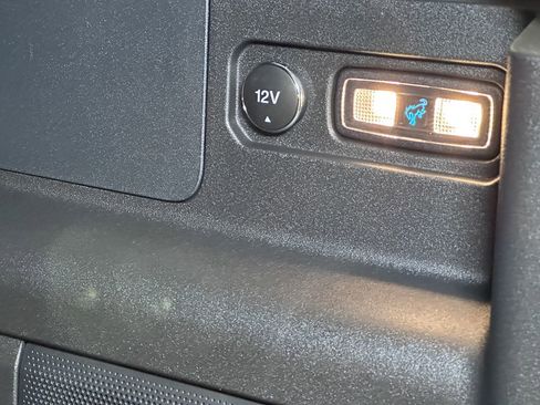 New 2025 Ford Bronco Badlands image 14