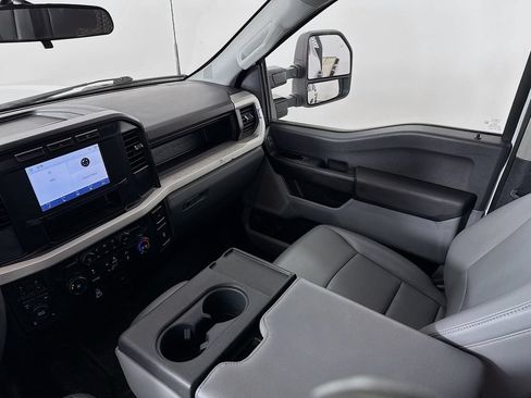 Used 2024 Ford F350 XL w/ XL Chrome Package AWD/4WD image 24