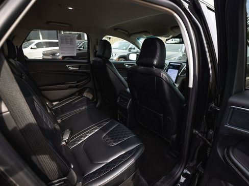 Used 2024 Ford Edge Titanium image 30