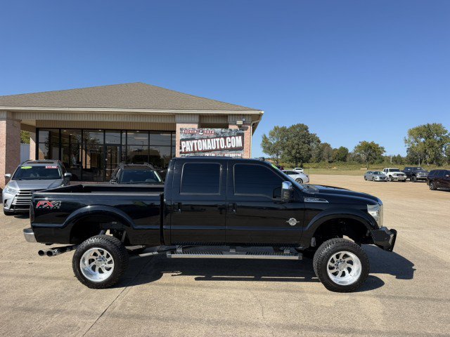 Used 2016 Ford F250 Lariat w/ Lariat Ultimate Package AWD/4WD image 1