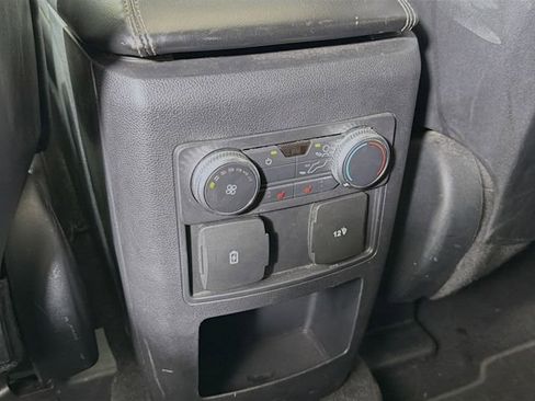 Used 2020 Ford Explorer XLT w/ Equipment Group 202A image 26