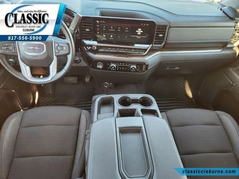 Used 2024 GMC Sierra 1500 Elevation image 4