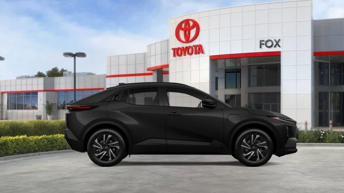 New 2026 Toyota C-HR AWD/4WD image 12