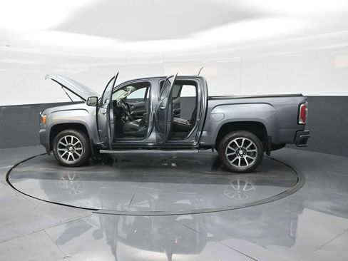 Used 2022 GMC Canyon Denali image 34