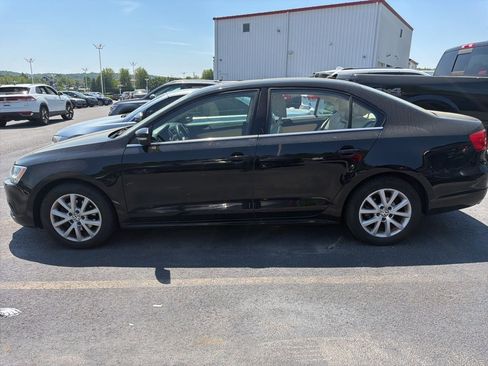 Used 2014 Volkswagen Jetta SE FWD image 4