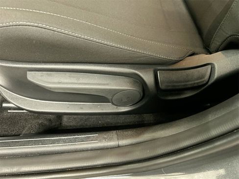 Used 2025 Hyundai Elantra Sport image 10