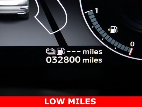 Used 2024 Mitsubishi Outlander 4WD Plug-In Hybrid image 20