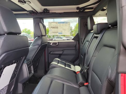 New 2026 Ford Bronco Big Bend w/ Black Diamond Package AWD/4WD image 14