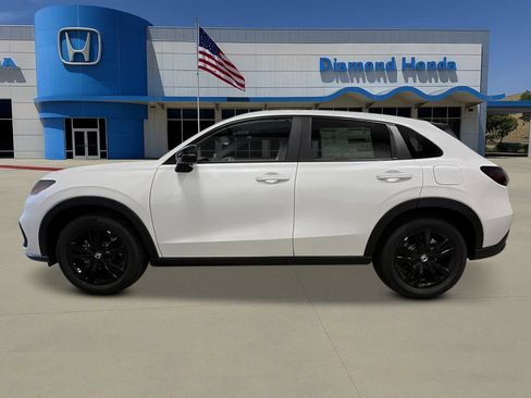 New 2026 Honda HR-V Sport image 2