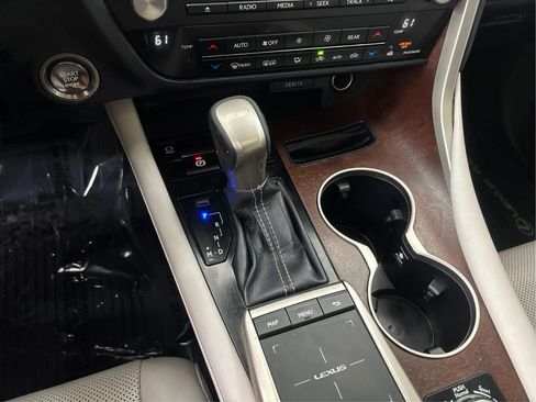 Used 2020 Lexus RX 350L Premium w/ Premium Package AWD/4WD image 46