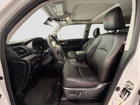 Used 2024 Toyota 4Runner TRD Off-Road Premium w/ Moonroof Package AWD/4WD image 19