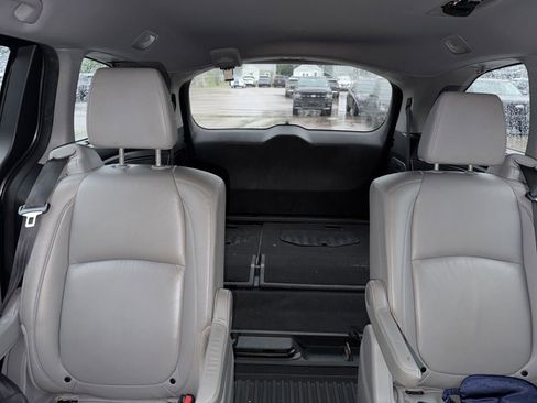 Used 2019 Honda Odyssey Touring image 9