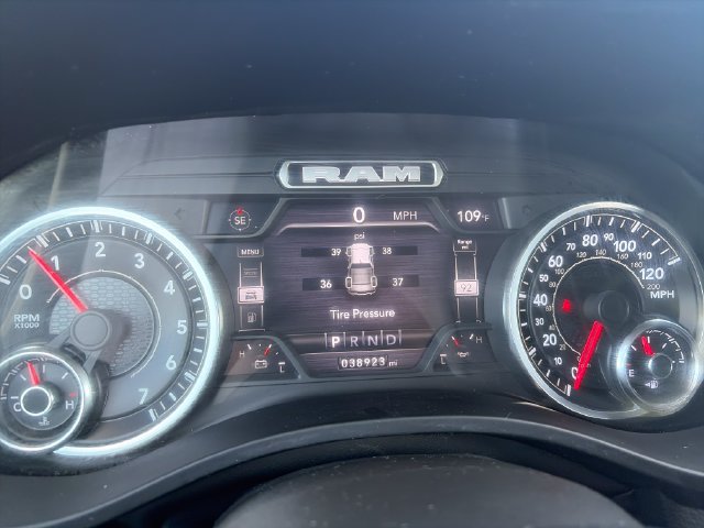 Used 2022 RAM 1500 Big Horn AWD/4WD image 17
