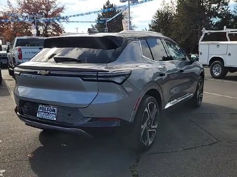 New 2026 Chevrolet Equinox EV LT image 8